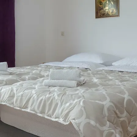 Hotel More *
